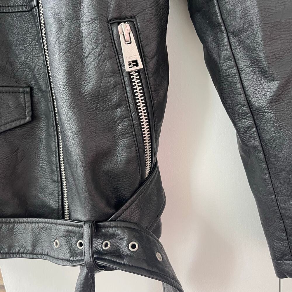 Levi's Women's Large Black Faux Leather Moto Jacket Belted Biker Zip - Picture 7 of 16